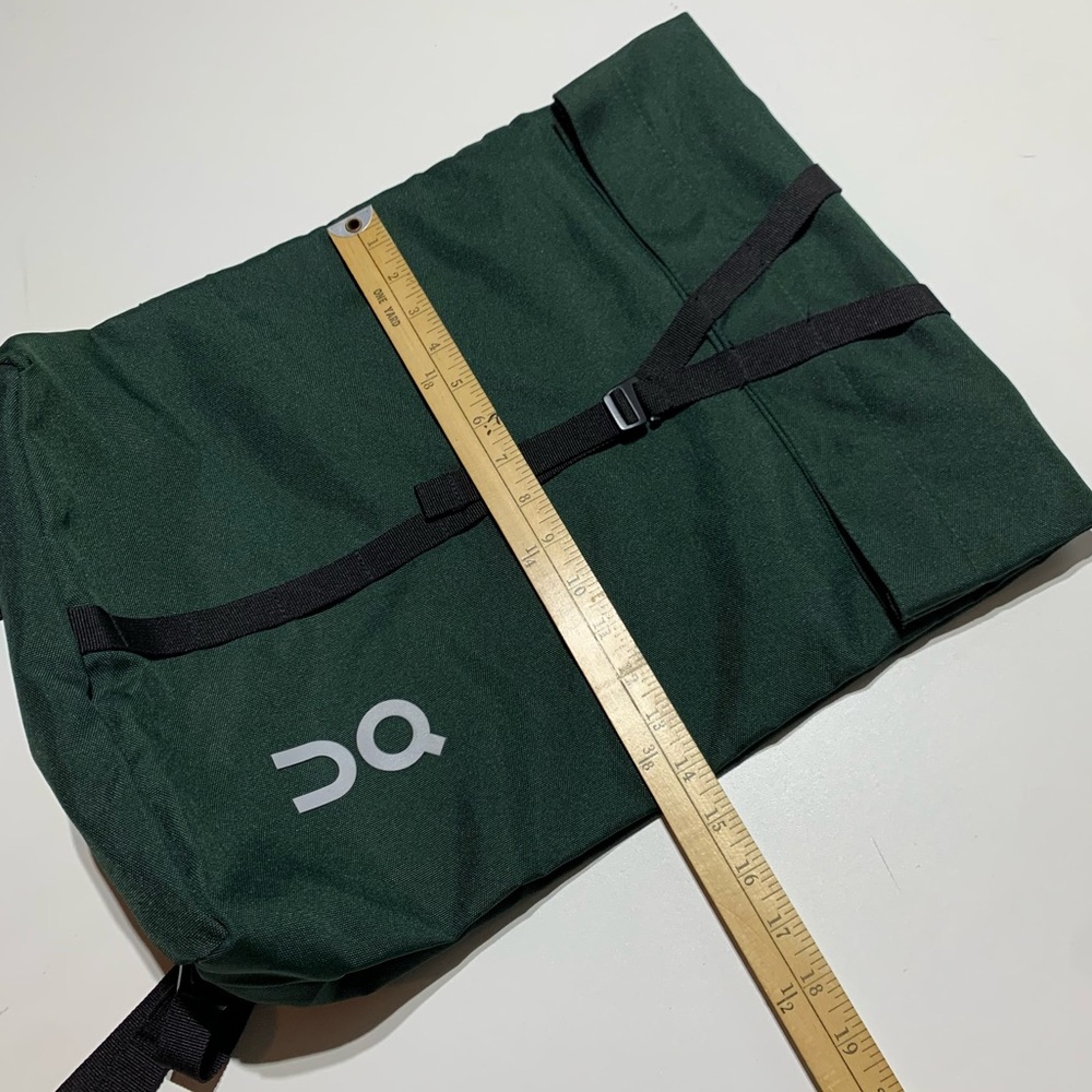 On Cloud Running Ambassador Pack Backpack 2 in 1 Bag Tote Green Backpack Gym - Picture 2 of 5